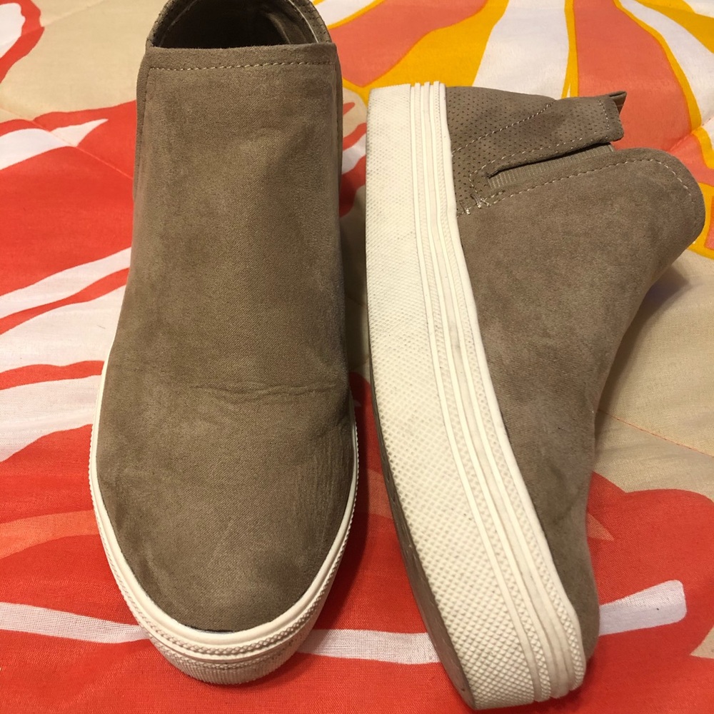 Universal thread shoes